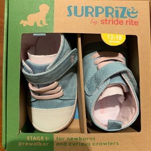 Pre-Walker girl’s high tops 18-24 mo